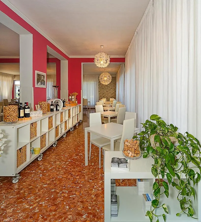 ***  Hotel Storyville Business & Holiday Cinquale Italy