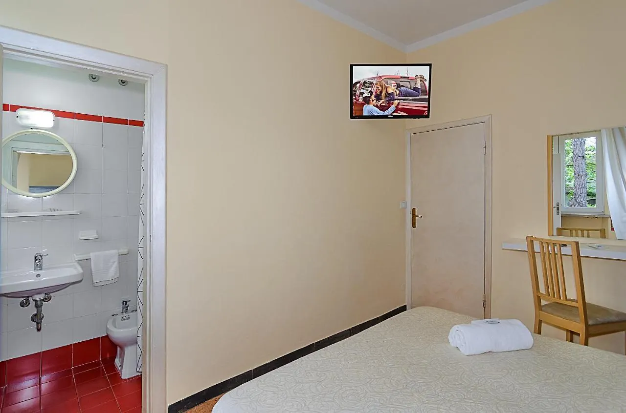 Hotel Storyville Business & Holiday Cinquale Ιταλία